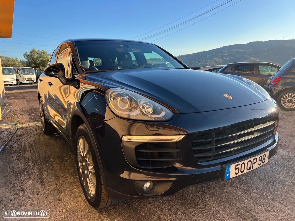 Porsche Cayenne - 3