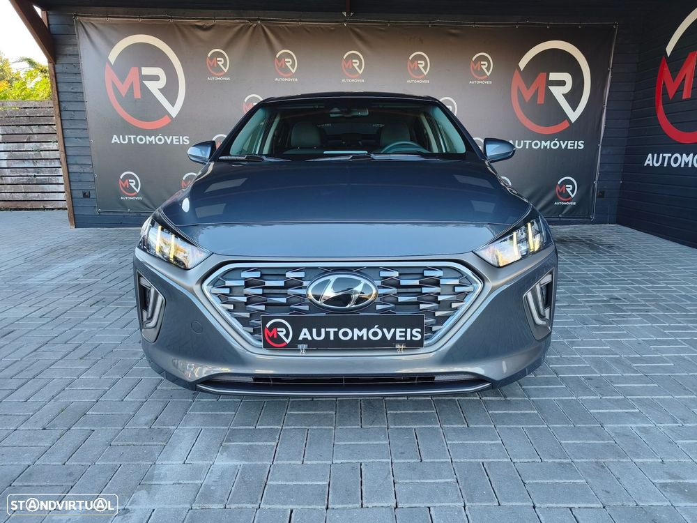Hyundai Ioniq - 3