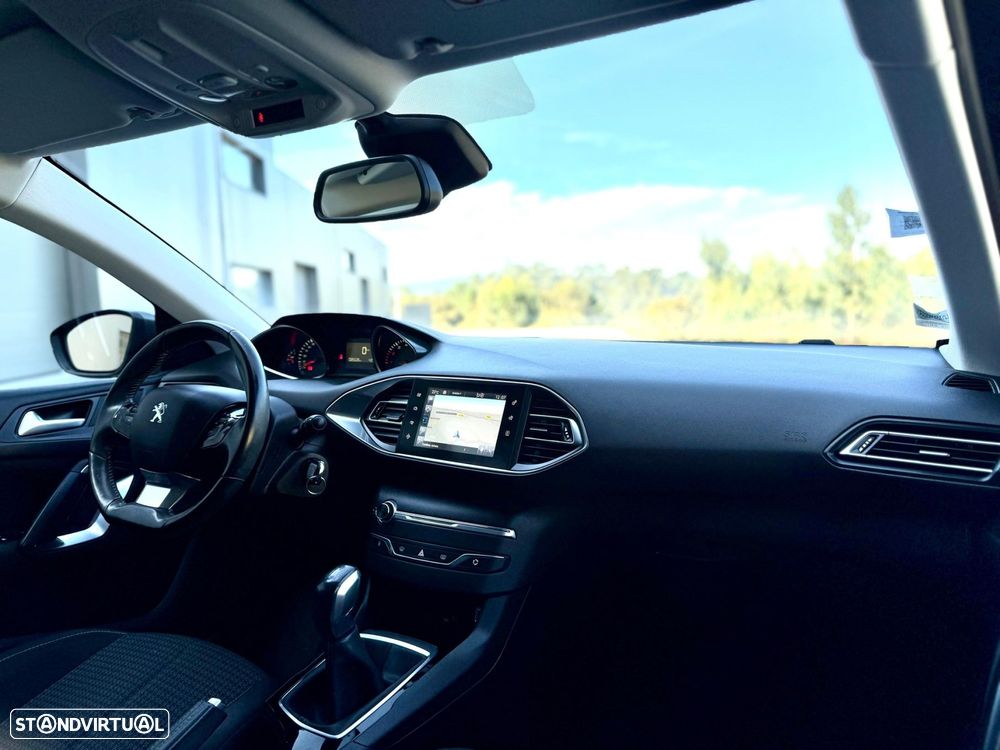 Peugeot 308 1.2 PureTech Style - 16