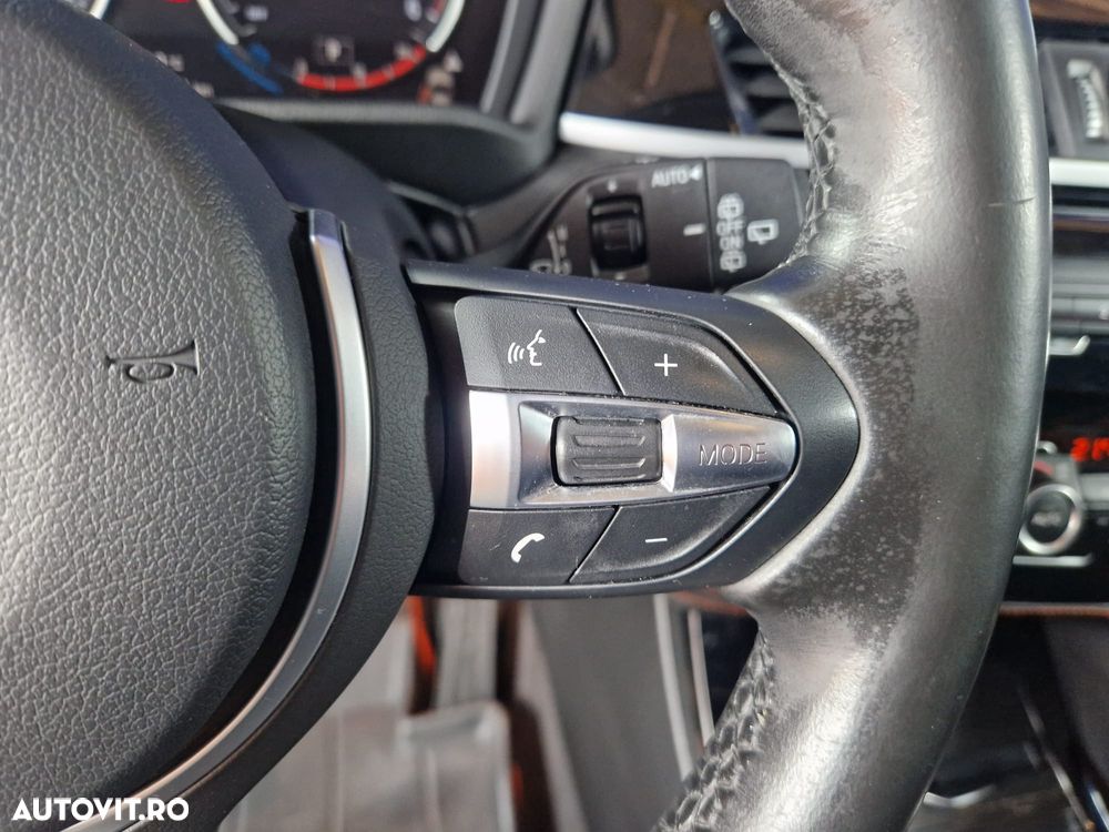 BMW X1 sDrive18d AT - 13