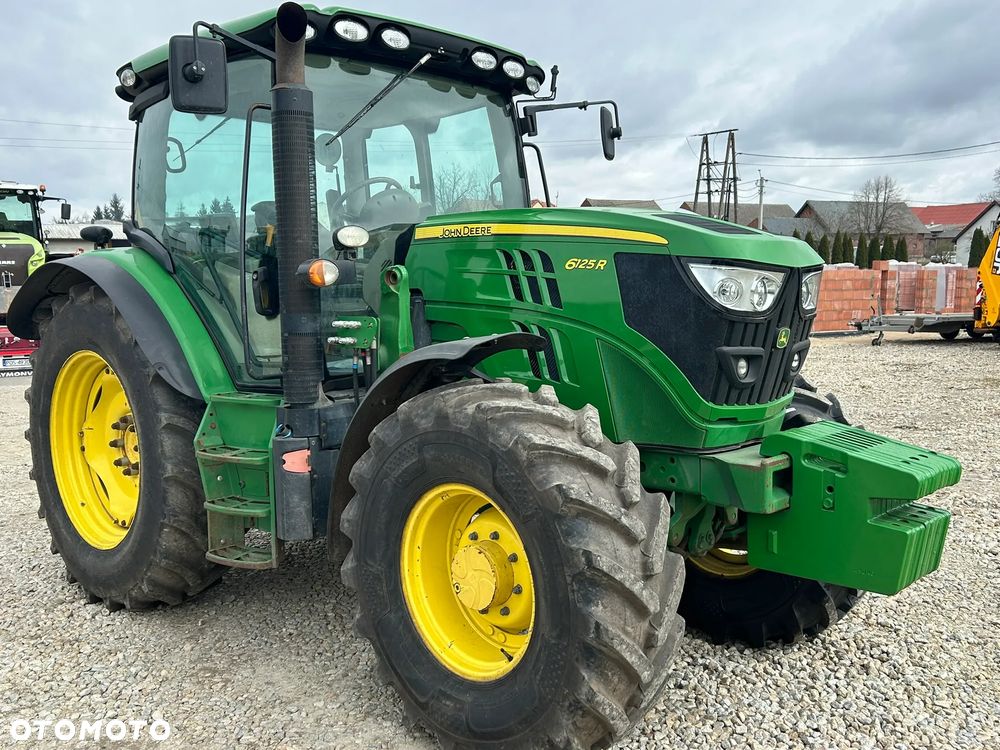John Deere 6125R - 4