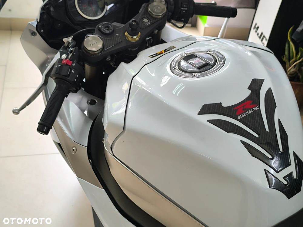 Suzuki GSX-R - 28