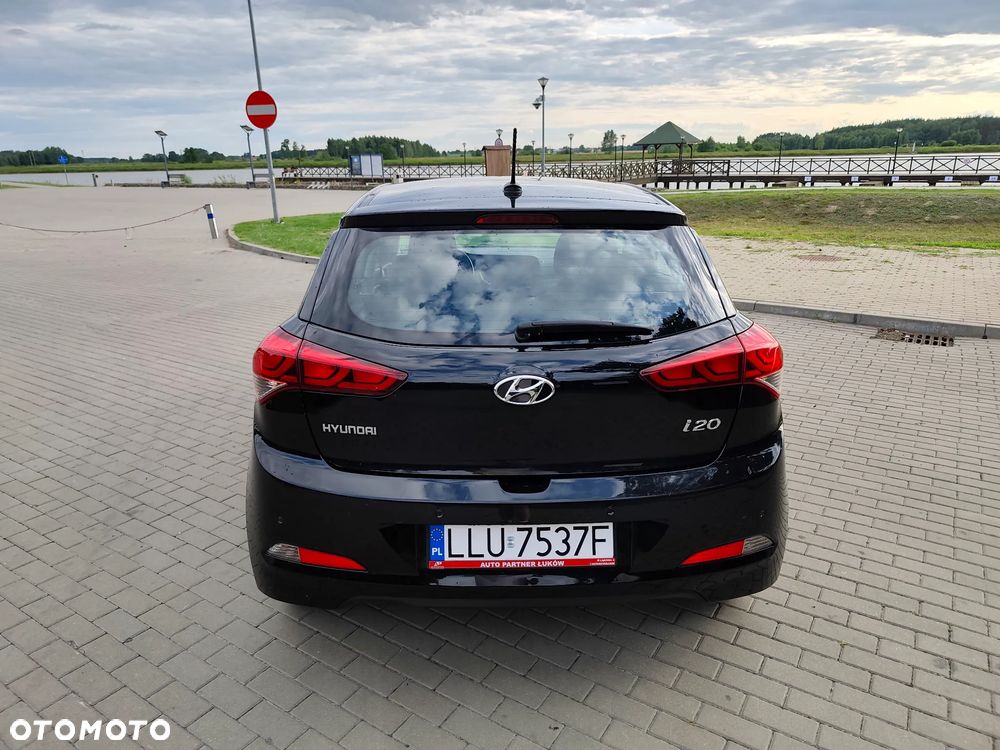 Hyundai i20 1.4 Automatik Trend - 4