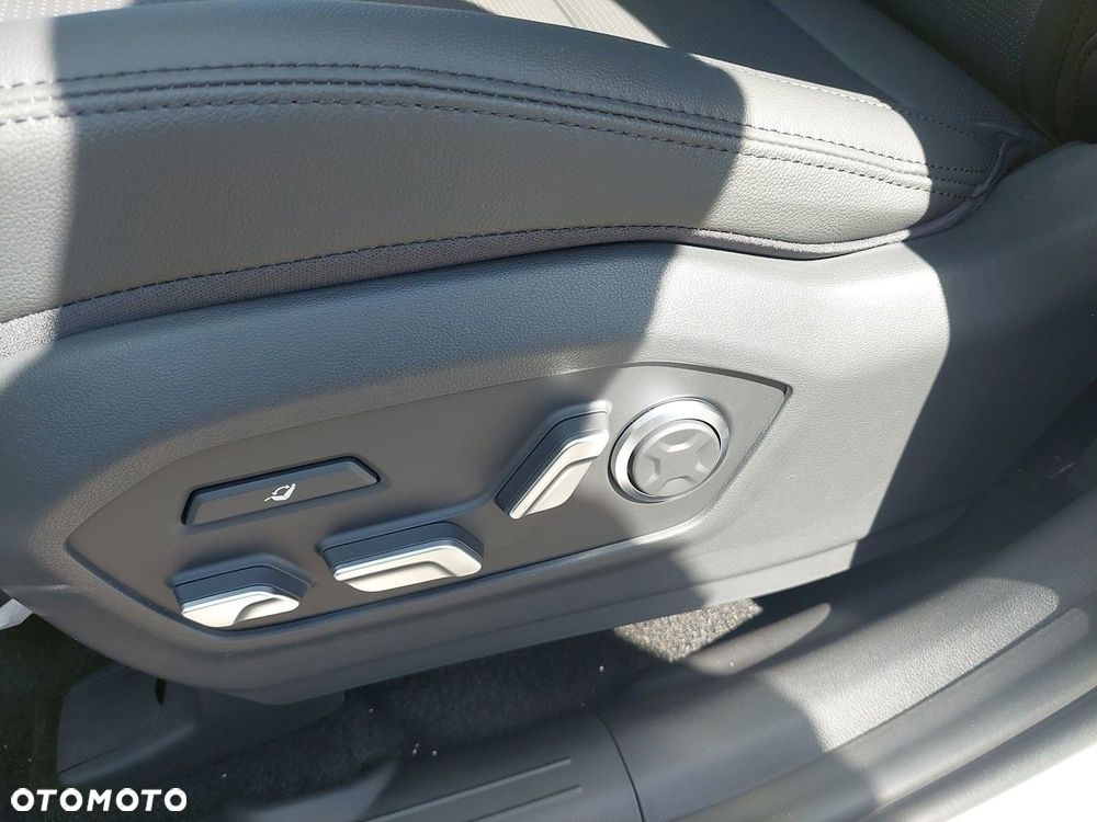 Hyundai Santa Fe 1.6 T-GDI HEV Platinum 4WD 7os - 24