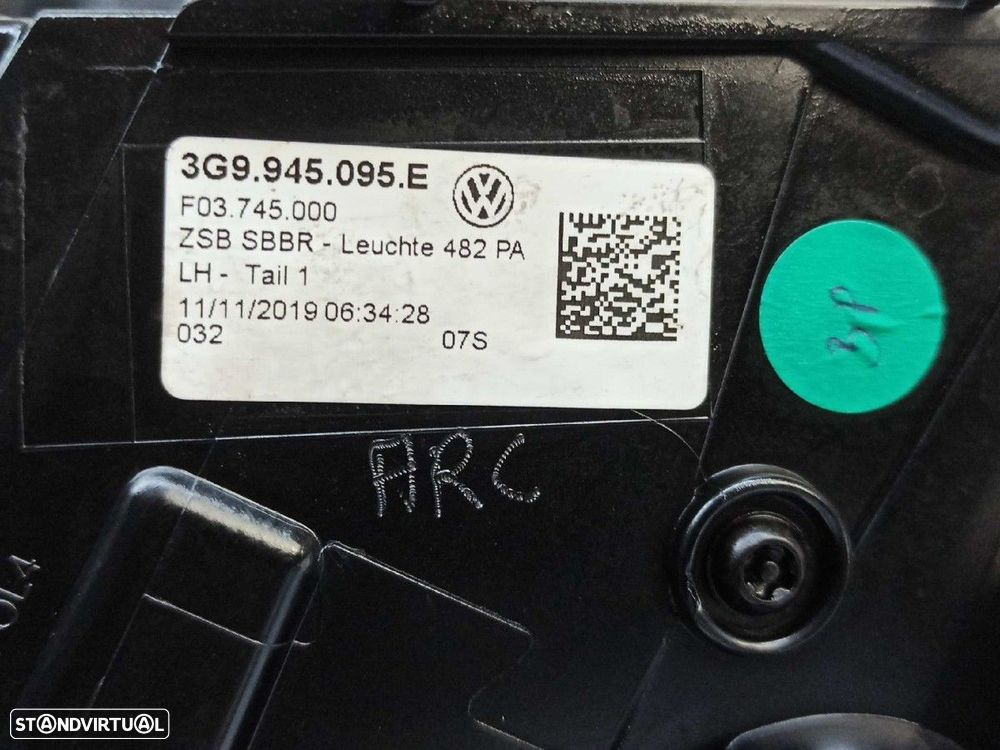 FAROLIM TRASEIRO ESQUERDO VOLKSWAGEN PASSAT VARIANT (CB5) PASSAT - 4