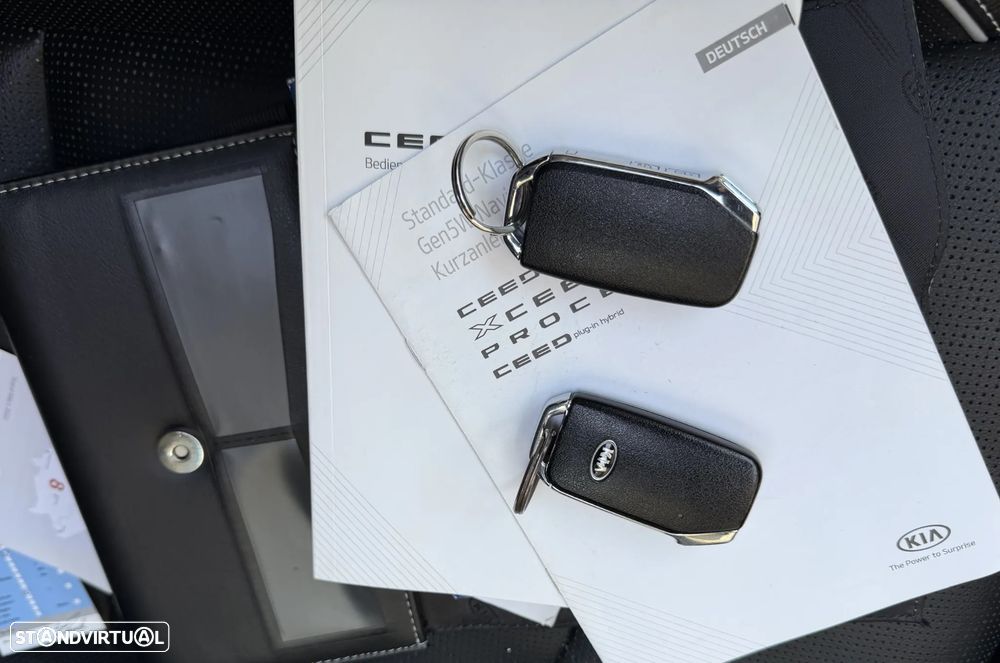 Kia Ceed SW 1.6 CRDi DCT Platinum Edition - 34