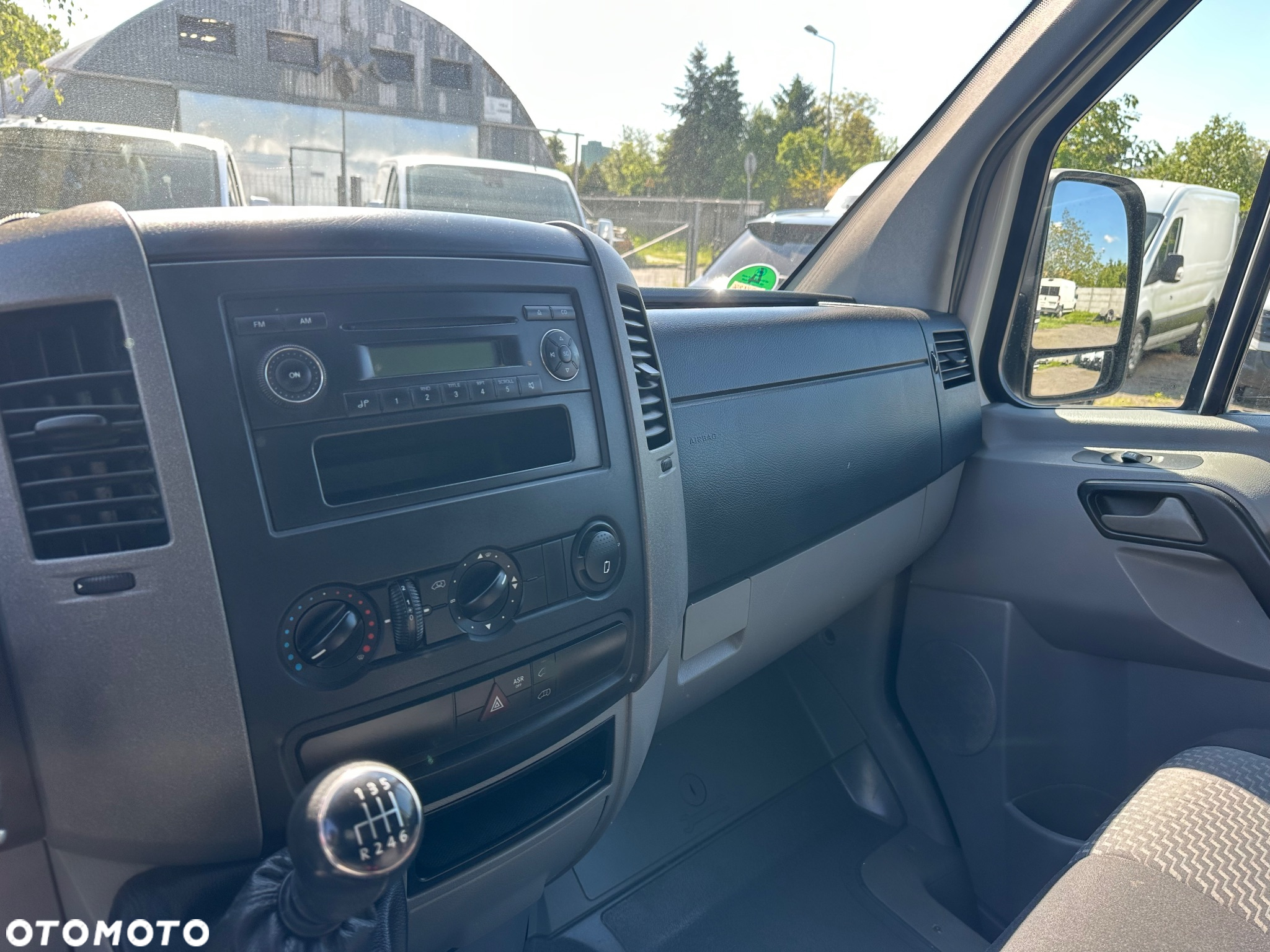 Volkswagen Crafter 2.0tdi 109ps 2011r L2H2 webasto - 17