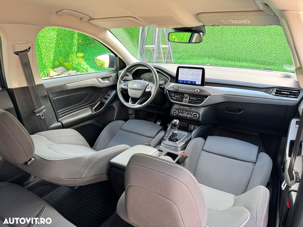 Ford Focus - 7