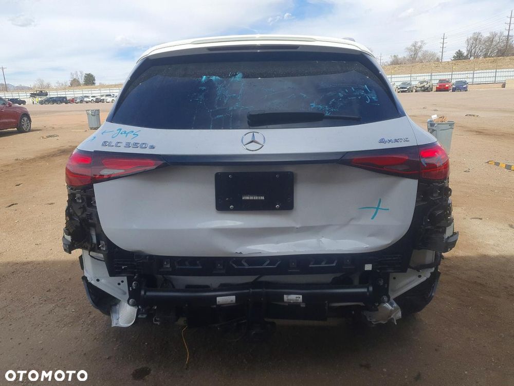 Mercedes-Benz GLC - 8