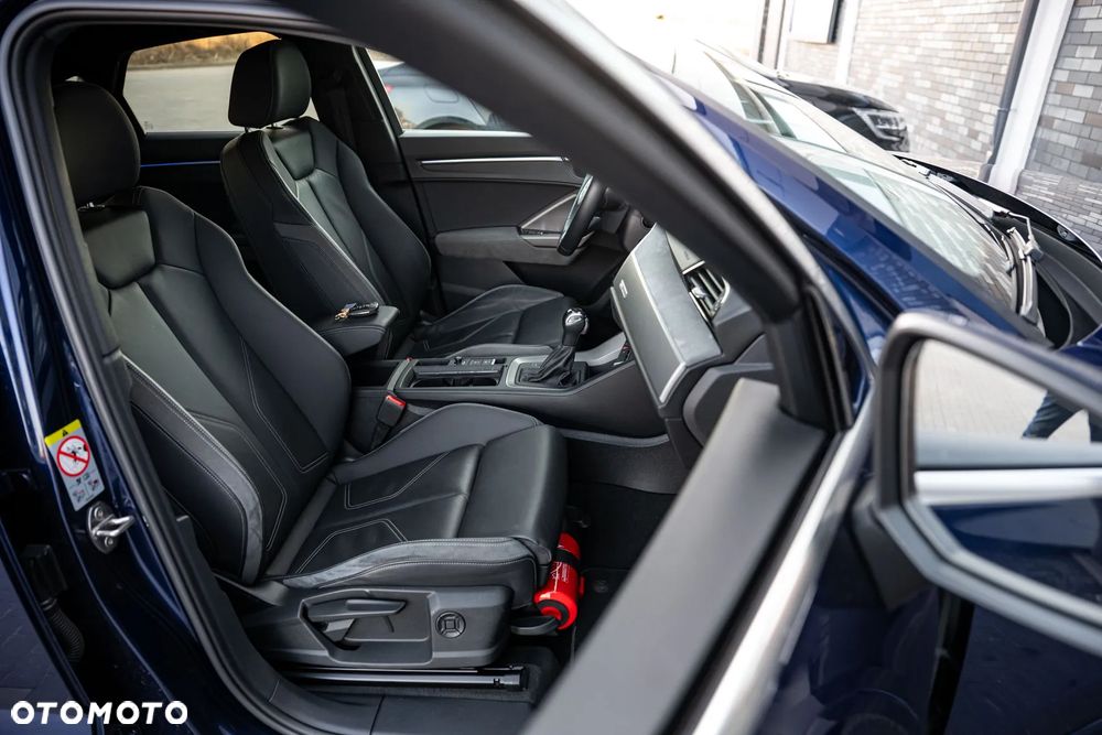 Audi Q3 35 TDI S tronic - 22