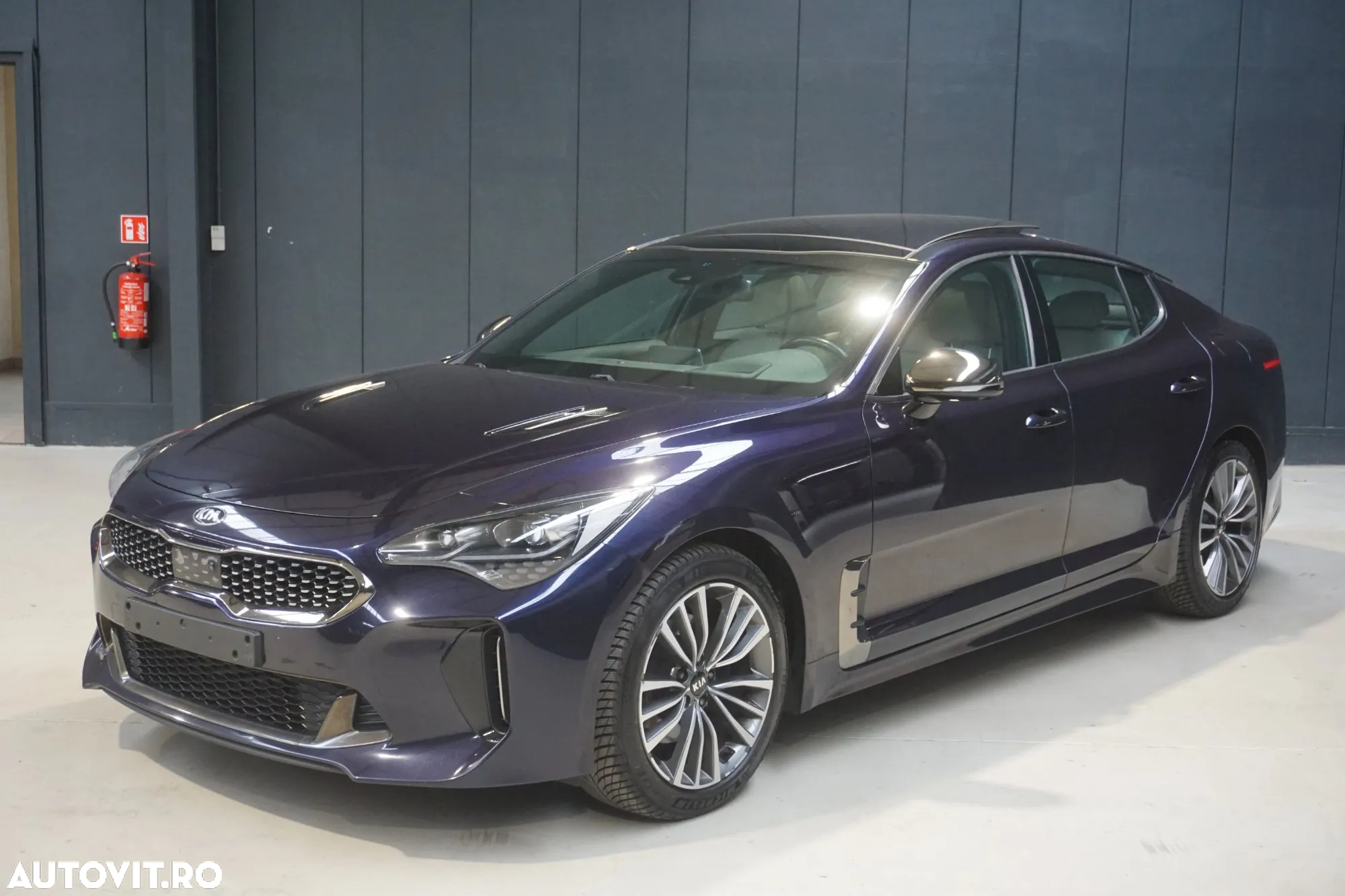 Kia Stinger 2.2 CRDI AWD GT Line - 2