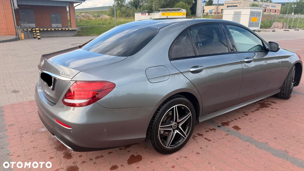 Mercedes-Benz Klasa E - 6