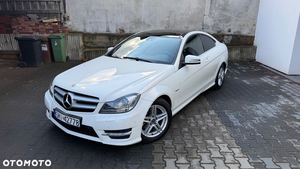 Mercedes-Benz Klasa C 250 CGI BlueEff Sport - 1