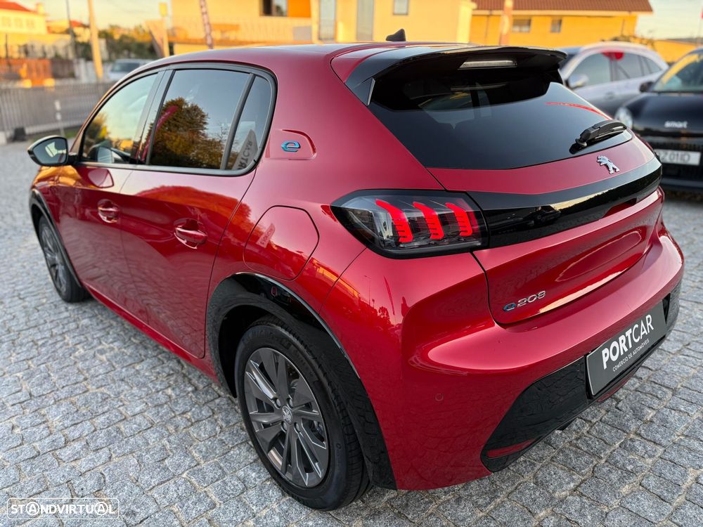 Peugeot e-208 50 kWh Allure Pack - 3