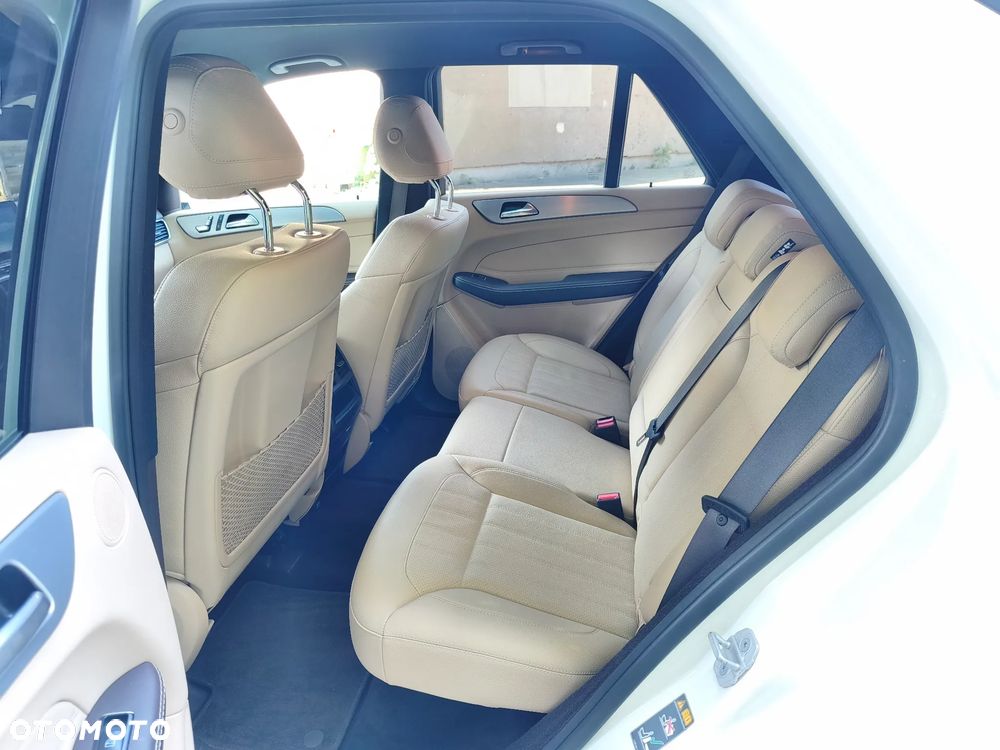 Mercedes-Benz GLE 250 d 4-Matic - 17