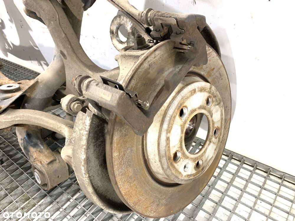 BELKA TYŁ  AUDI A4 B8 Avant (8K5) 2007 - 2015 2.0 TDI quattro 130 kW [177 KM] olej napędowy 2011 - - 5