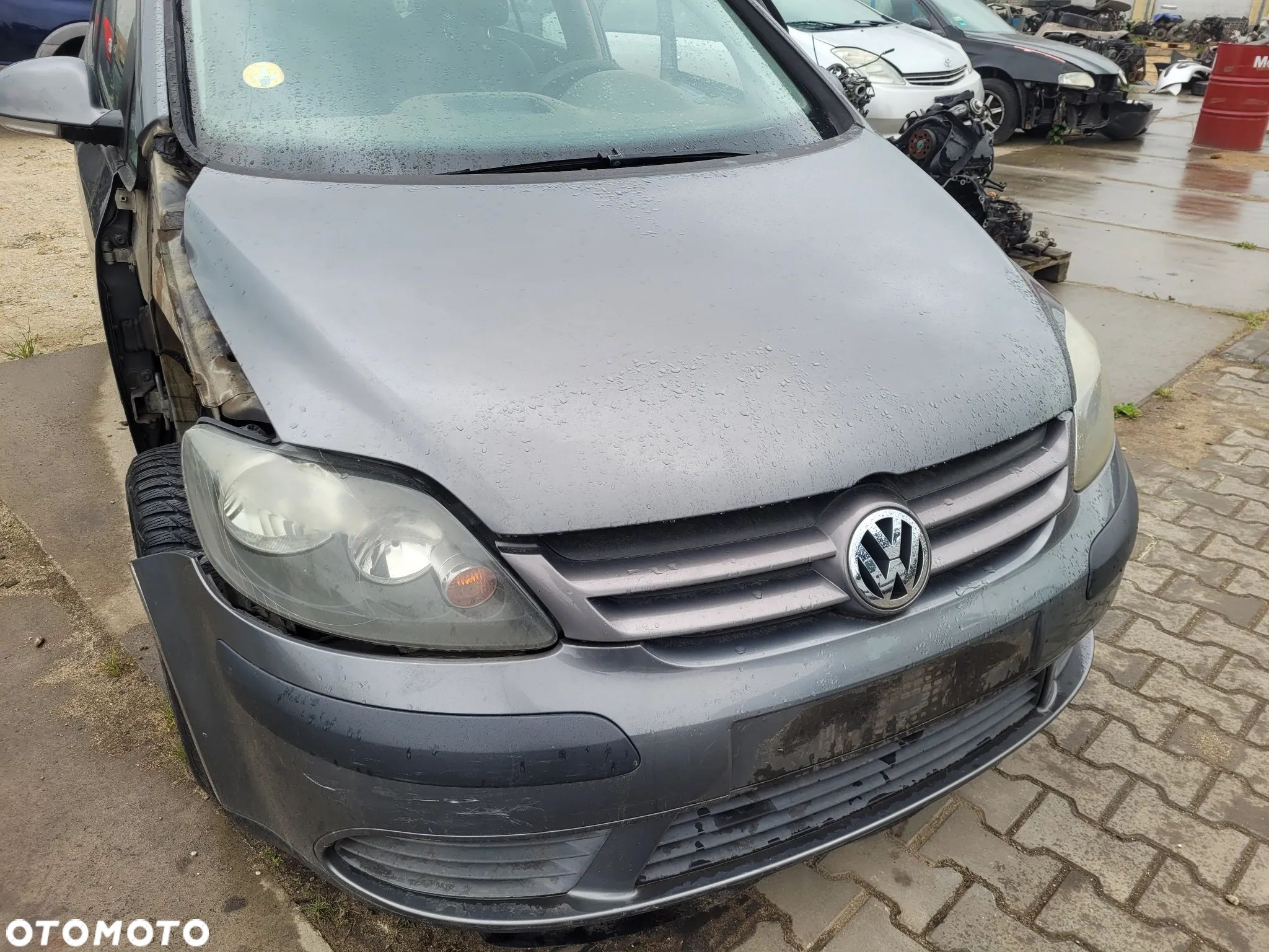 Maska pokrywa VW Golf V Plus 2006r LA7T - 1