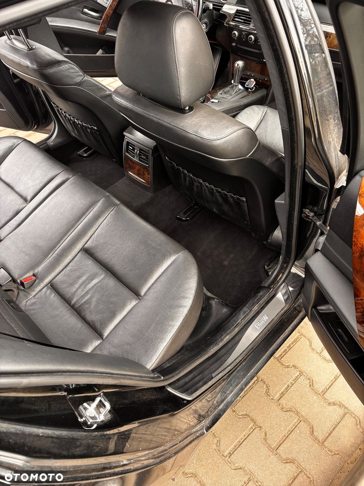BMW Seria 5 - 12
