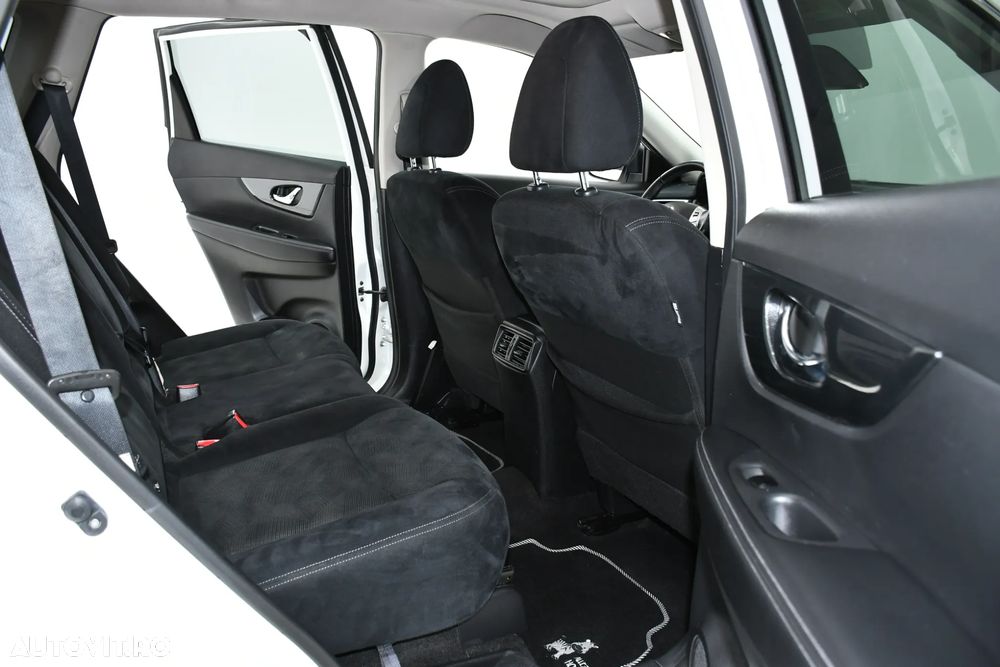 Nissan X-Trail 1.6 dCi N-Connecta - 13