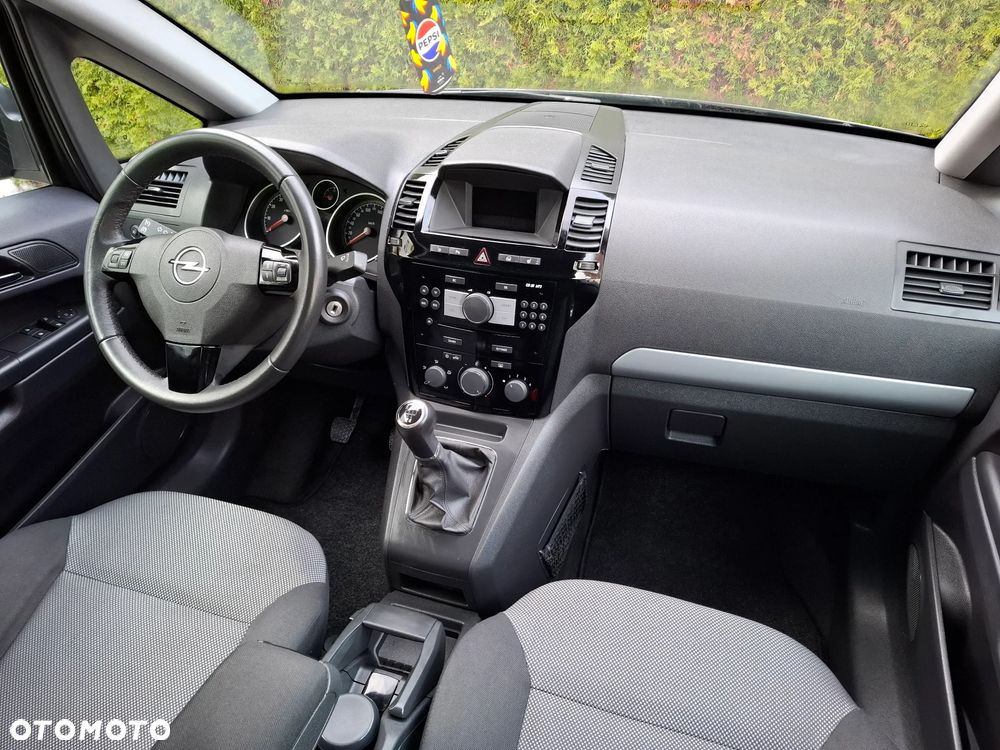 Opel Zafira 1.8 Innovation 110 Jahre - 13