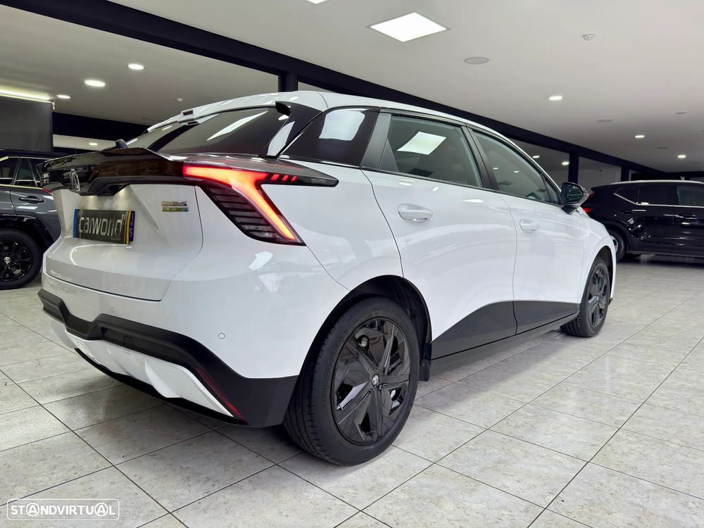 MG MG4 51 kWh Standard - 13