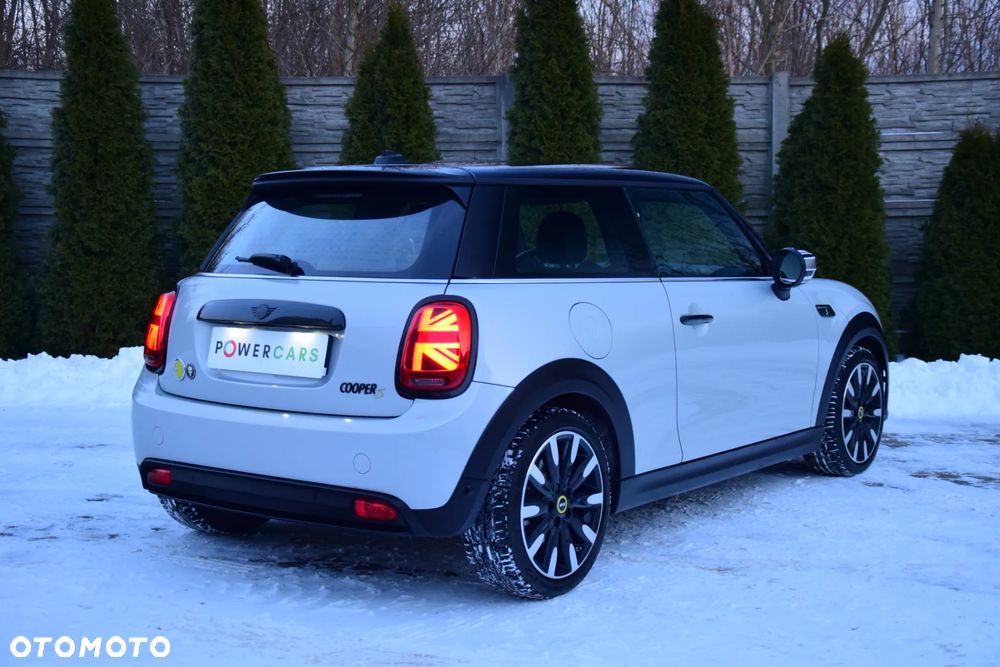 MINI Cooper SE Electric Trim - 12