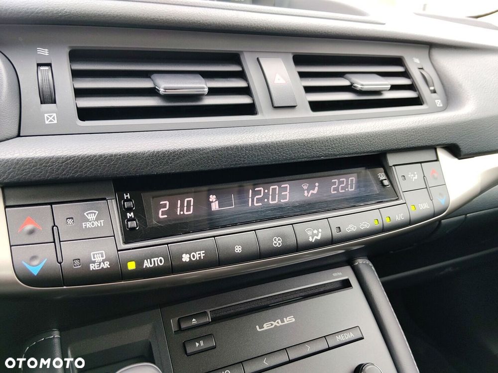 Lexus CT 200h Elegance EU6 - 20