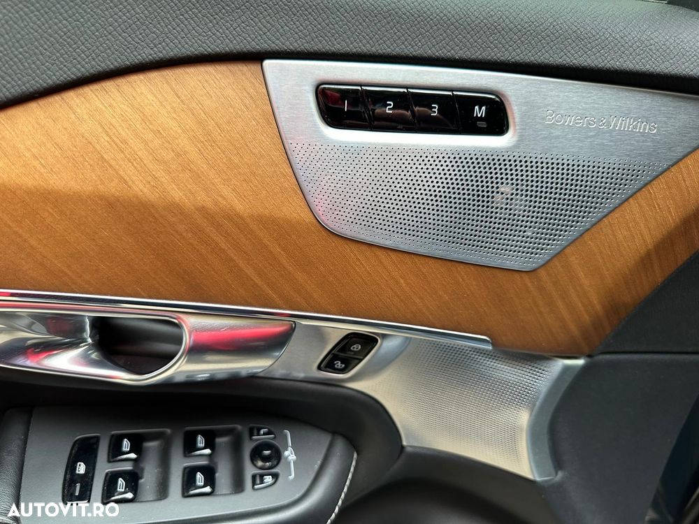Volvo XC 90 T8 Twin Engine AWD Inscription - 9