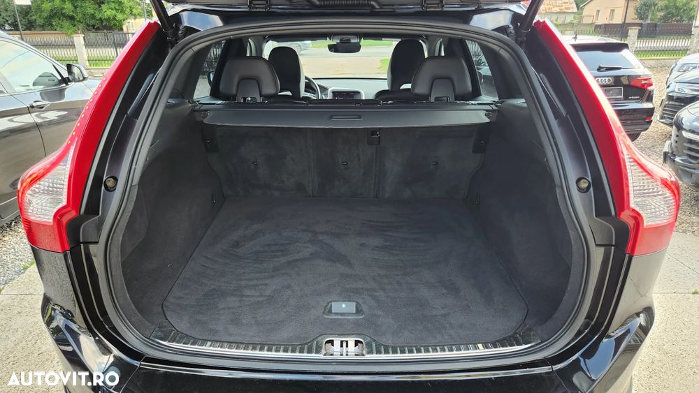 Volvo XC 60 D4 Geartronic Inscription - 32