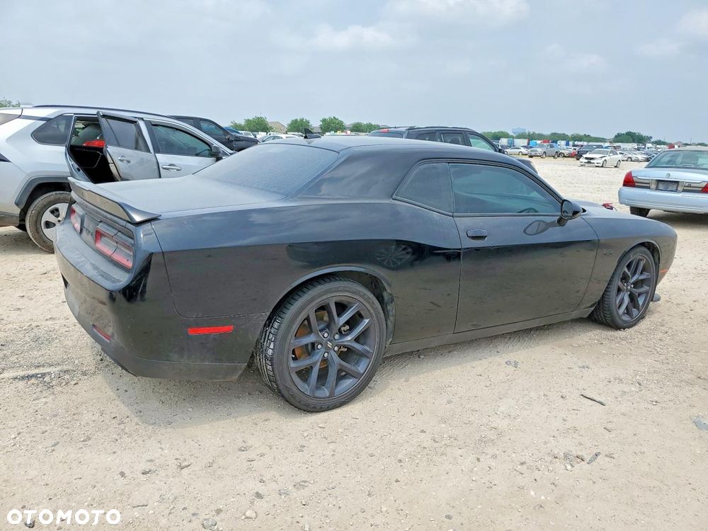 Dodge Challenger 5.7 R/T - 3
