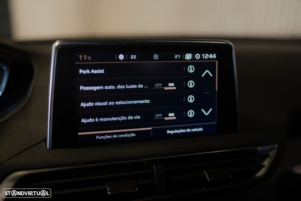 Peugeot 3008 1.5 BlueHDi GT Line EAT8 - 38