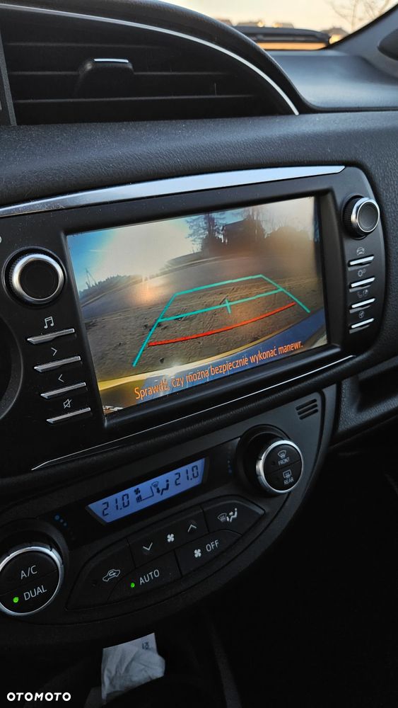 Toyota Yaris 1.5 20th Anniversary CVT - 14