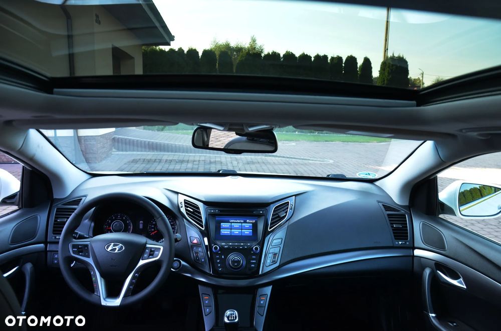 Hyundai i40 i40cw 2.0 Premium - 19