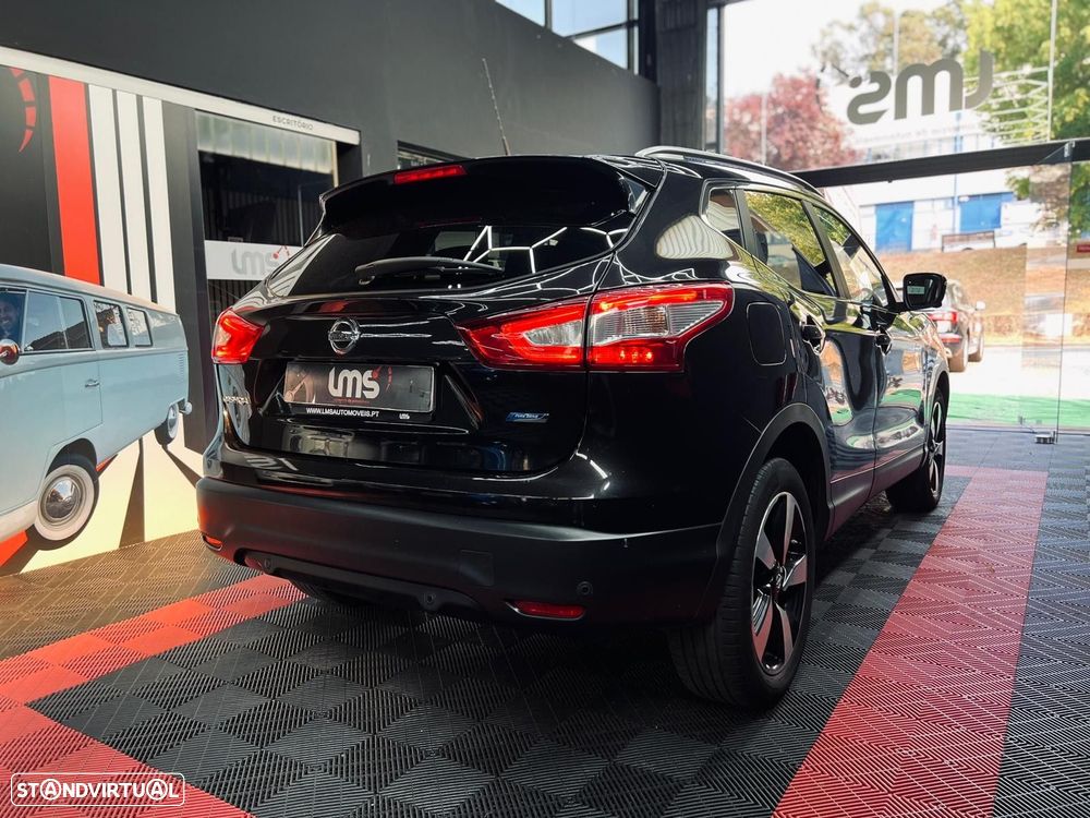Nissan Qashqai 1.5 dCi N-Connecta 18 - 15