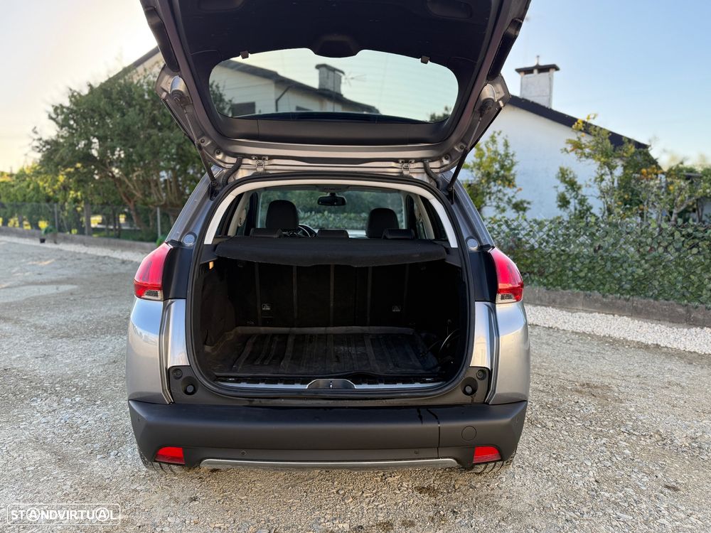 Peugeot 2008 PureTech 82 Allure - 10