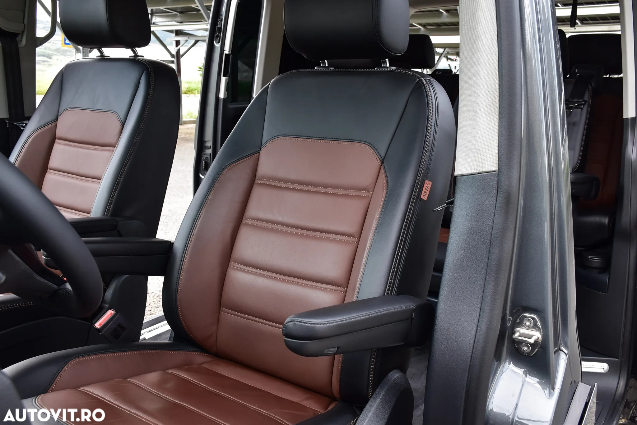 Volkswagen Multivan - 14