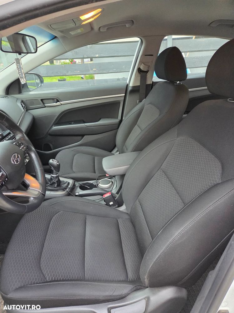 Hyundai Elantra ver-1-6-mpi-highway - 7