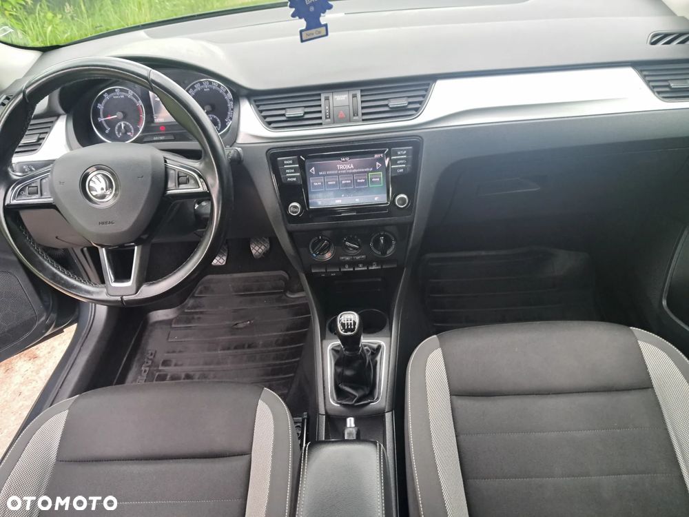 Skoda RAPID 1.0 TSI Ambition - 19