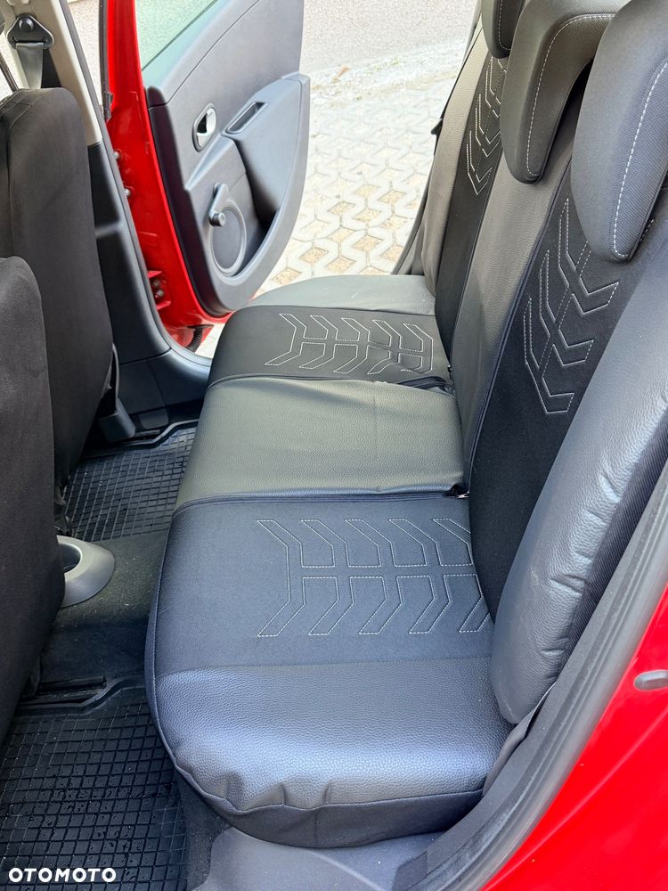 Renault Clio - 14