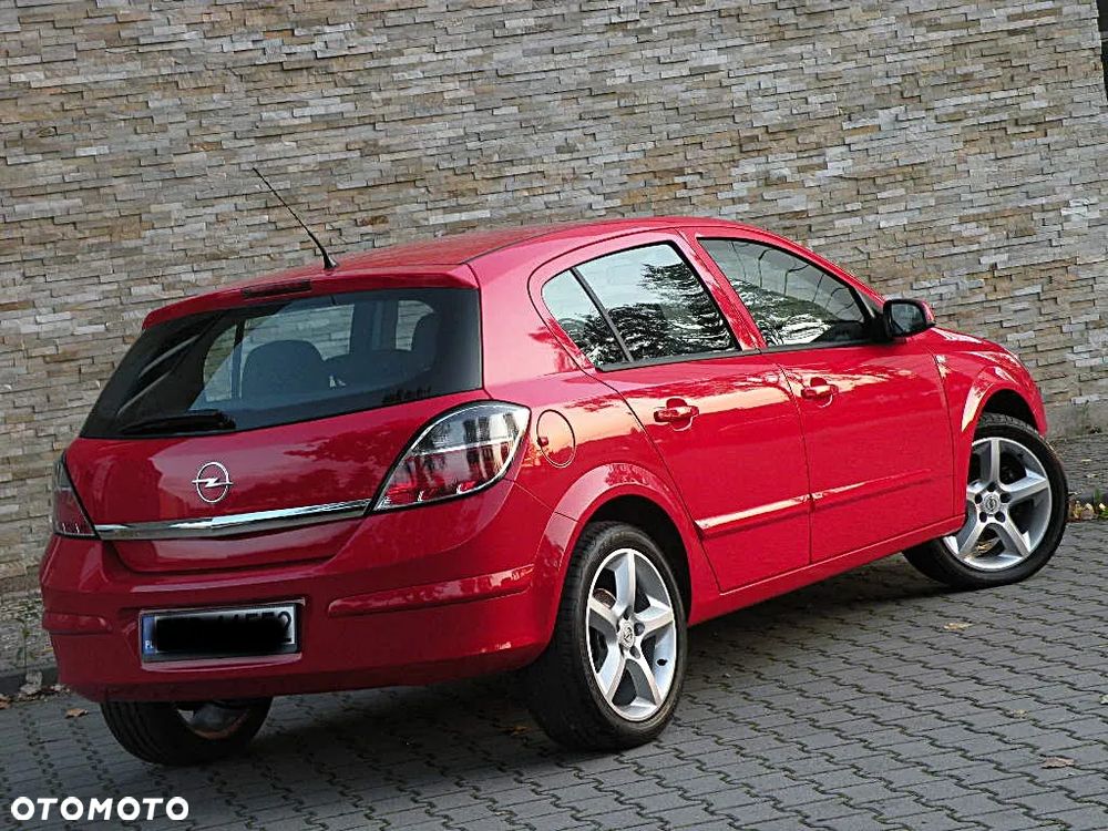 Opel Astra 1.6 Color Edition - 22