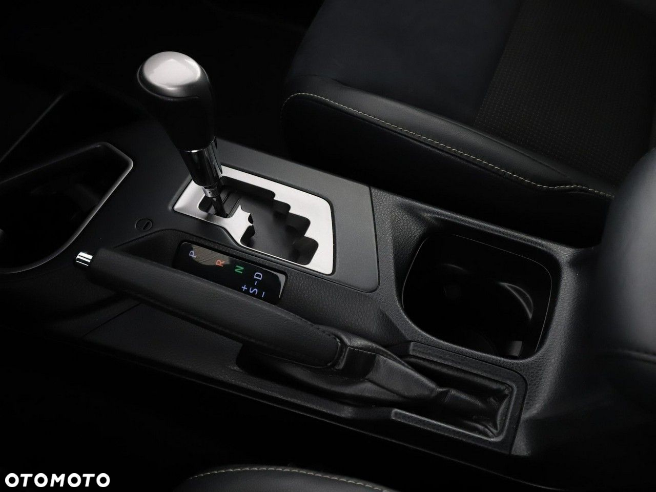 Toyota RAV4 2.5 4x2 Hybrid Executive - 27