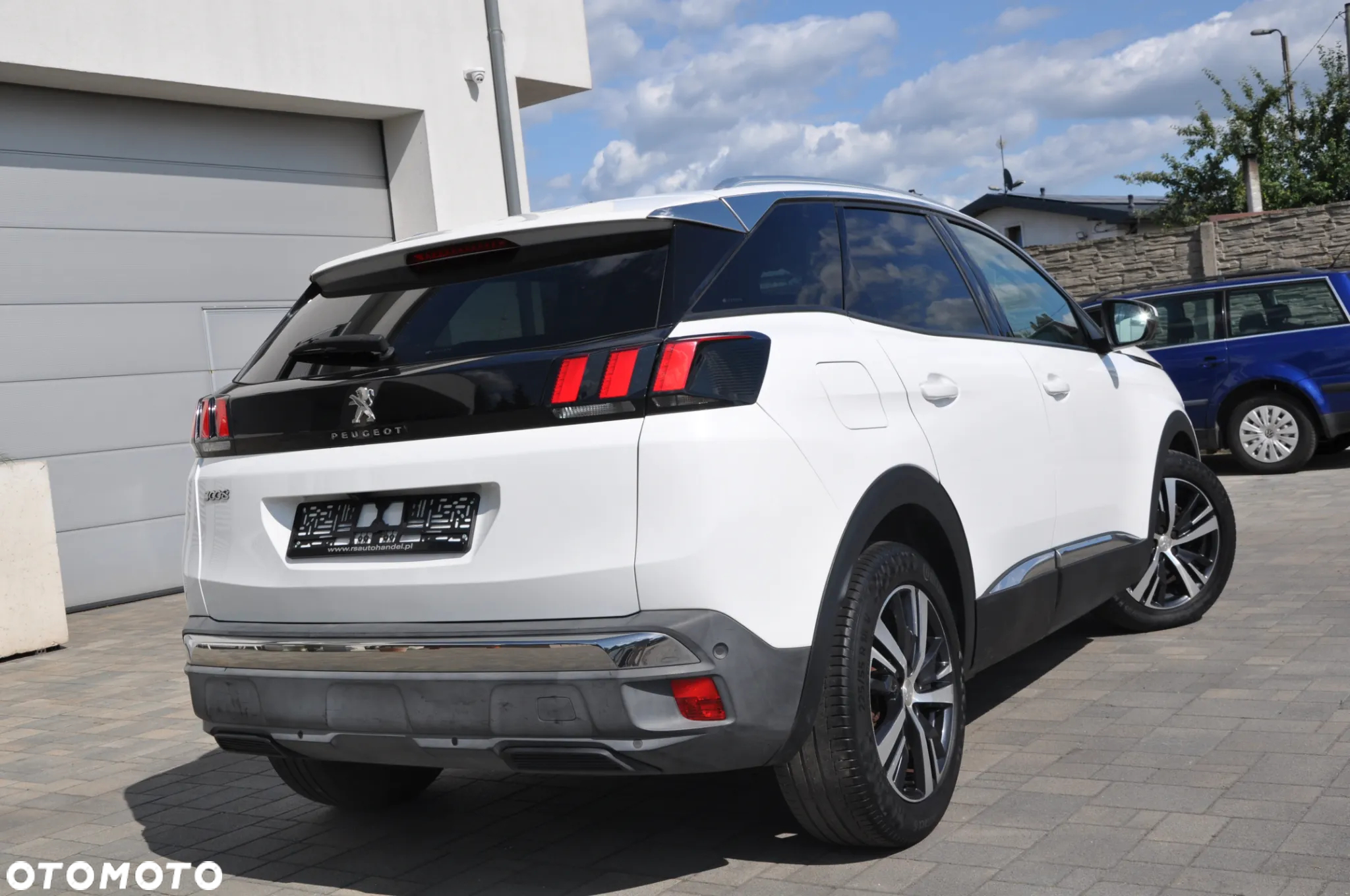 Peugeot 3008 1.5 BlueHDi Allure S&S - 11