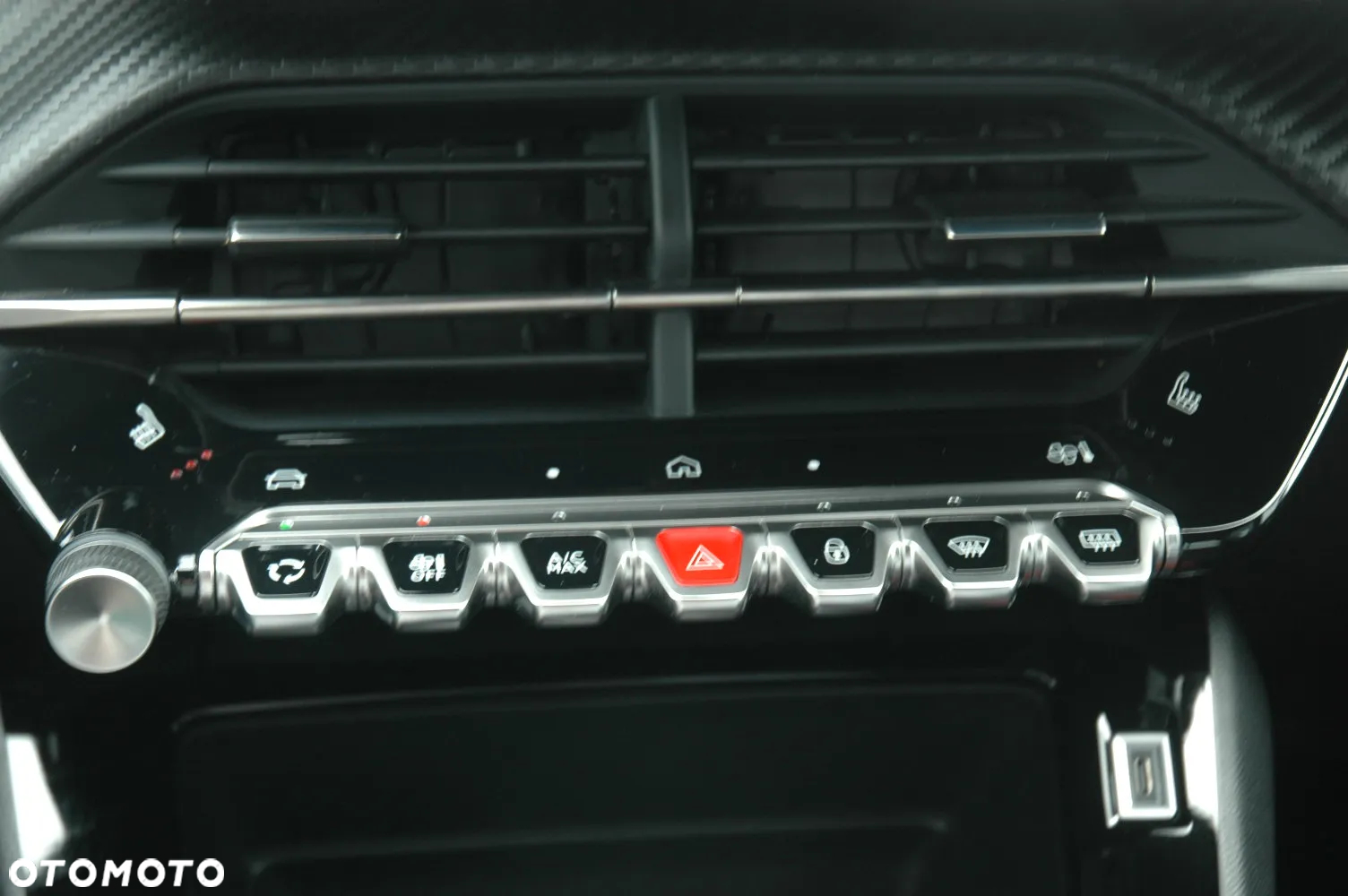 Peugeot 2008 PureTech mHEV Style e-DCS6 - 17