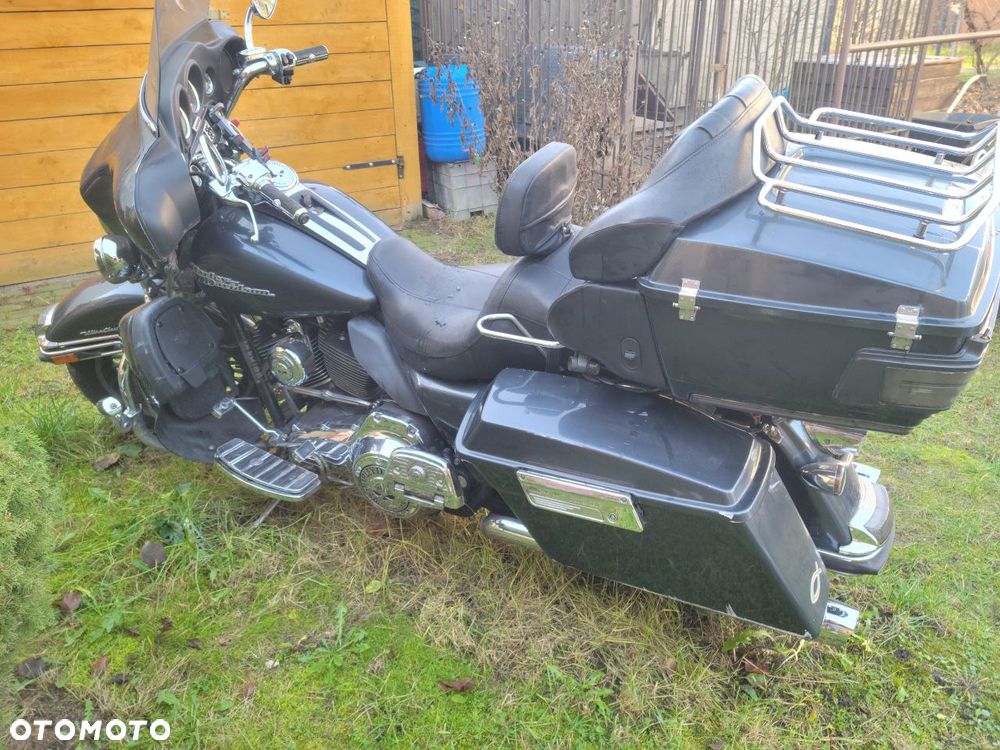 Harley-Davidson FLHTCU Ultra - 3