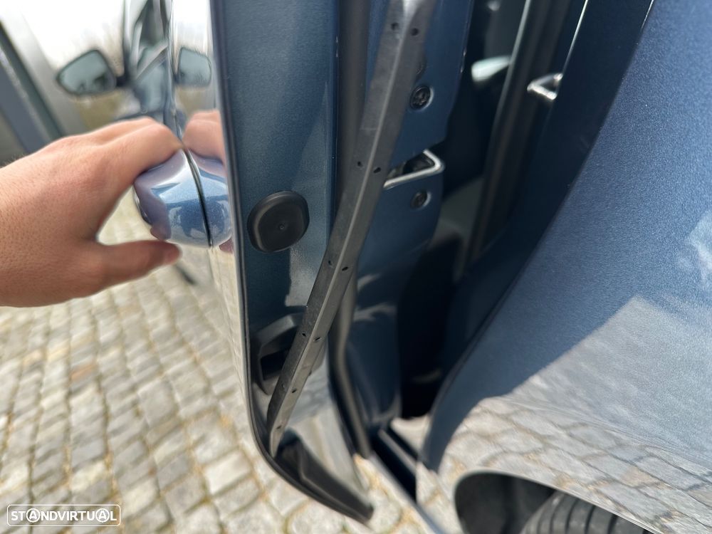 Ford Focus SW 1.5 TDCi EcoBlue ST-Line - 28