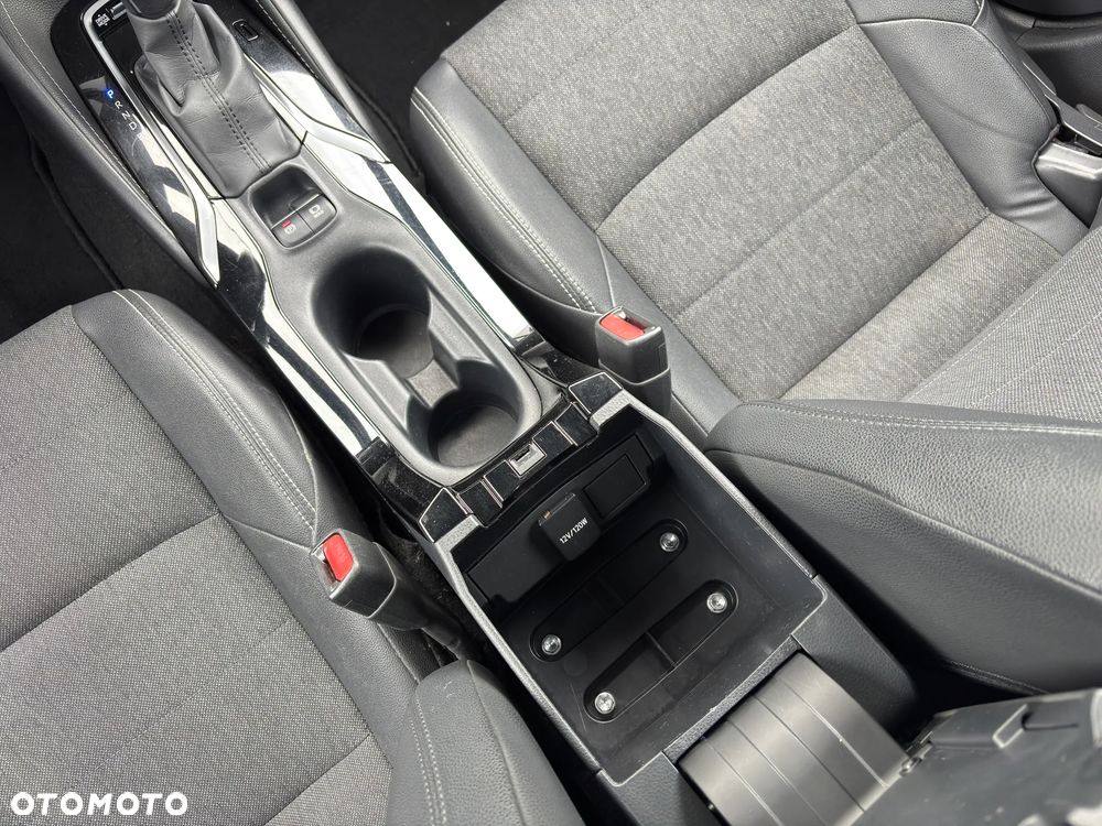 Toyota Corolla 1.8 Hybrid Executive - 25