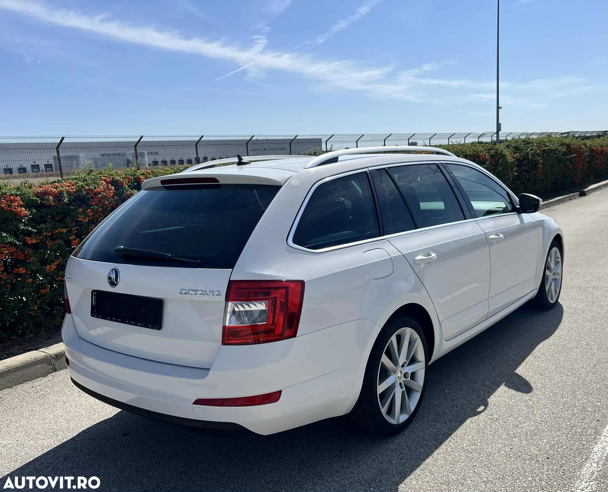 Skoda Octavia Combi 1.6 TDI Green tec Edition - 4