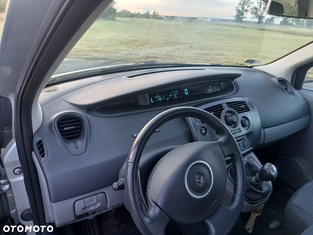 Renault Scenic - 9