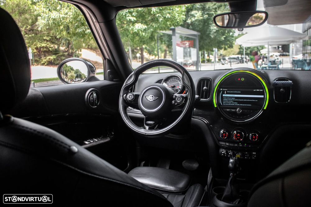 MINI Countryman Cooper SE ALL4 Auto - 33