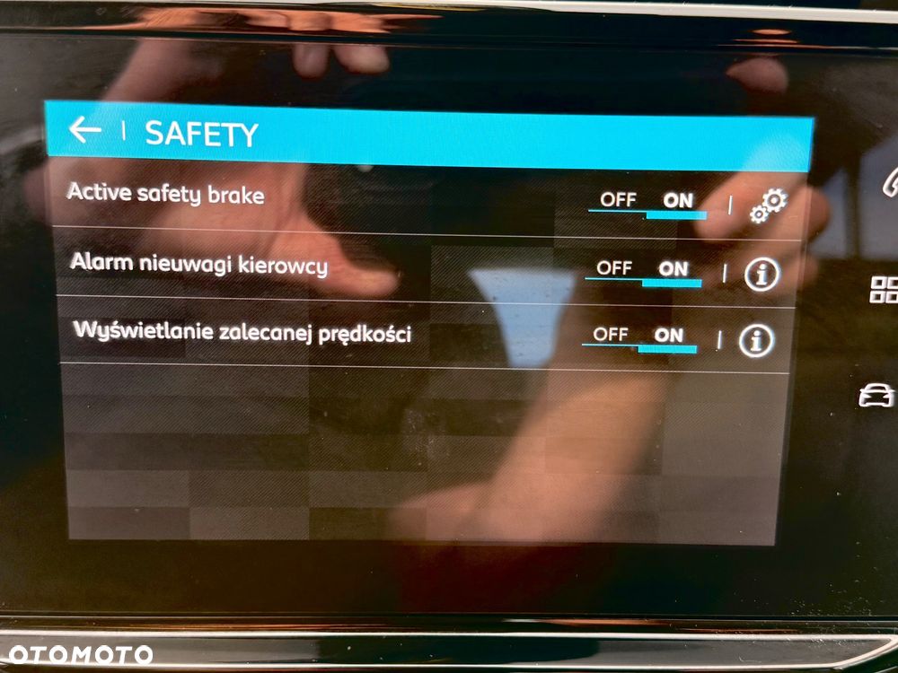 Citroën C3 1.2 PureTech Shine - 29
